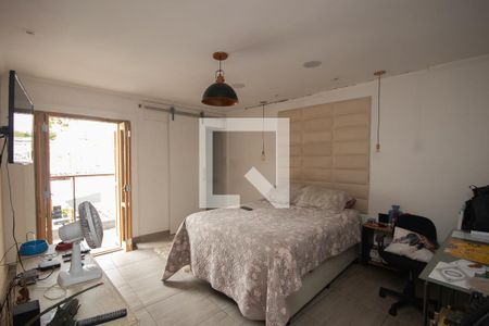 Casa à venda com 178m², 3 quartos e 5 vagasSuite