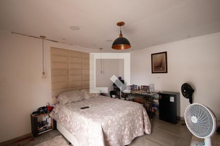 Casa à venda com 178m², 3 quartos e 5 vagasSuite