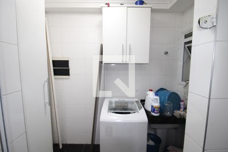 Apartamento à venda com 66m², 2 quartos e 2 vagasÁrea de Serviço