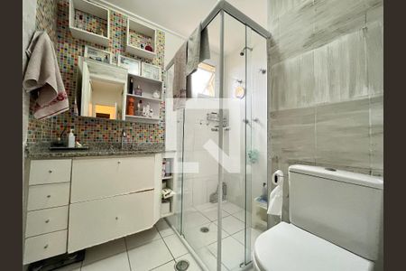 Banheiro da Suíte de apartamento para alugar com 3 quartos, 110m² em Jardim Brasil (zona Sul), São Paulo