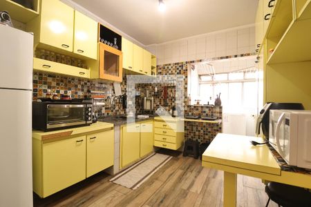 Cozinha de apartamento para alugar com 2 quartos, 70m² em Vila Pauliceia, São Paulo