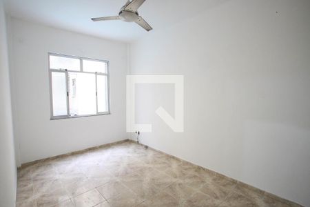 Sala de apartamento para alugar com 3 quartos, 67m² em Pechincha, Rio de Janeiro