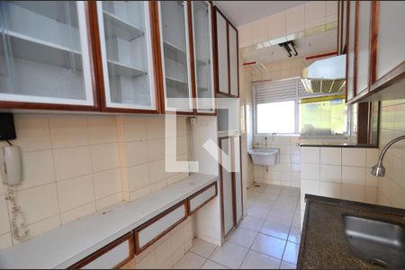 Apartamento à venda com 95m², 3 quartos e 2 vagas Apartamento à venda com 95m², 3 quartos e 2 vagasCozinha