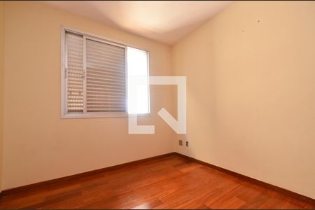 Apartamento à venda com 95m², 3 quartos e 2 vagas Apartamento à venda com 95m², 3 quartos e 2 vagasQuarto