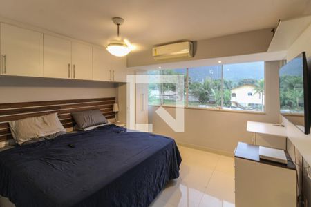 Suíte de casa à venda com 3 quartos, 180m² em Vargem Pequena, Rio de Janeiro