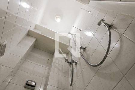 Apartamento à venda com 74m², 2 quartos e sem vagaBanheiro de serviço