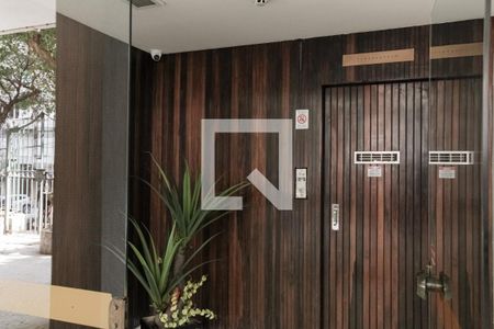 Apartamento à venda com 74m², 2 quartos e sem vagaElevador 