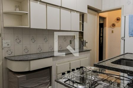 Apartamento à venda com 74m², 2 quartos e sem vagaCozinha 