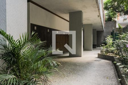 Apartamento à venda com 74m², 2 quartos e sem vagaÁrea comum