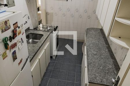 Apartamento à venda com 74m², 2 quartos e sem vagaCozinha 