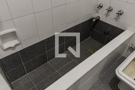 Apartamento à venda com 74m², 2 quartos e sem vagaBanheiro Social