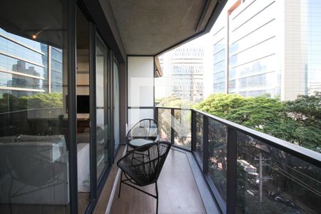 Varanda de kitnet/studio para alugar com 1 quarto, 34m² em Vila Olímpia, São Paulo