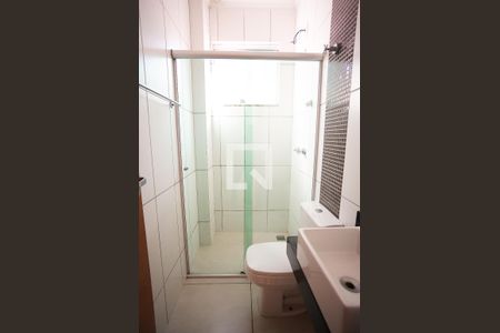 Banheiro Social de apartamento para alugar com 3 quartos, 90m² em Heliópolis, Belo Horizonte