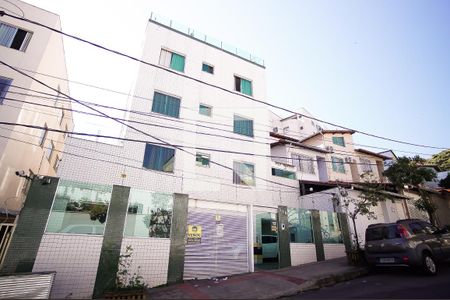 Apartamento para alugar com 90m², 3 quartos e 1 vagaFachada