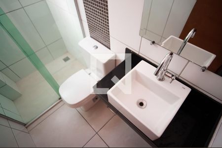 Banheiro Social de apartamento para alugar com 3 quartos, 85m² em Heliópolis, Belo Horizonte
