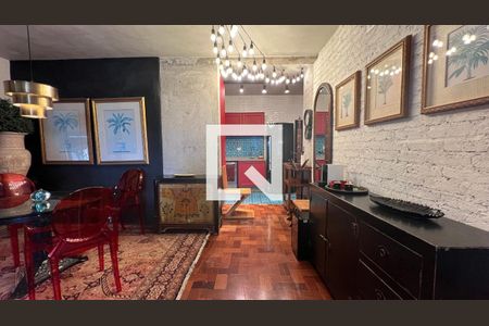 Apartamento à venda com 100m², 2 quartos e 1 vaga