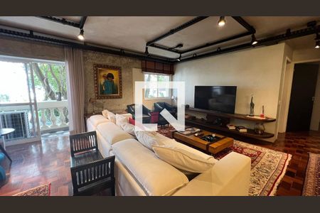 Apartamento à venda com 100m², 2 quartos e 1 vaga