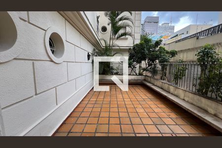 Apartamento à venda com 100m², 2 quartos e 1 vaga