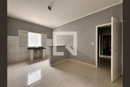 Sala de casa para alugar com 1 quarto, 45m² em Vila Luzita, Santo André