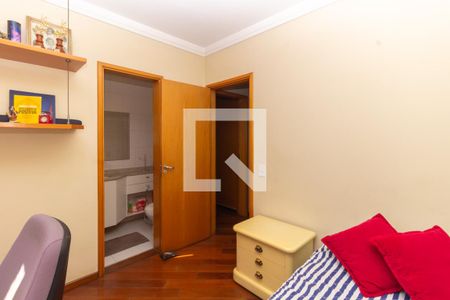 Apartamento à venda com 135m², 3 quartos e 3 vagasSuíte 2