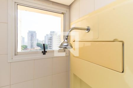 Apartamento à venda com 135m², 3 quartos e 3 vagasBanheiro da Suíte 2