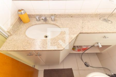 Apartamento à venda com 135m², 3 quartos e 3 vagasBanheiro da Suíte 2