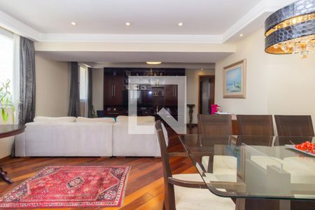 Apartamento à venda com 135m², 3 quartos e 3 vagasSala