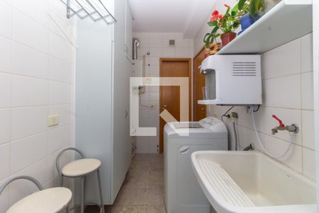 Apartamento à venda com 135m², 3 quartos e 3 vagasLavanderia
