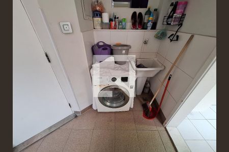 Apartamento à venda com 361m², 4 quartos e 1 vaga Apartamento à venda com 361m², 4 quartos e 1 vagaÁrea de serviço