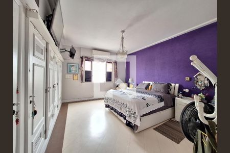 Apartamento à venda com 361m², 4 quartos e 1 vaga Apartamento à venda com 361m², 4 quartos e 1 vagaQuarto