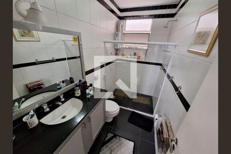 Apartamento à venda com 361m², 4 quartos e 1 vaga Apartamento à venda com 361m², 4 quartos e 1 vagaBanheiro