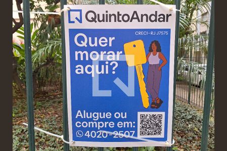 Apartamento à venda com 361m², 4 quartos e 1 vaga Apartamento à venda com 361m², 4 quartos e 1 vagaPlaquinha