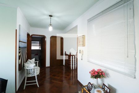 Hall de casa para alugar com 3 quartos, 350m² em Vila Barbosa, São Paulo