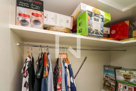 Apartamento para alugar com 120m², 3 quartos e 2 vagasCloset da suíte