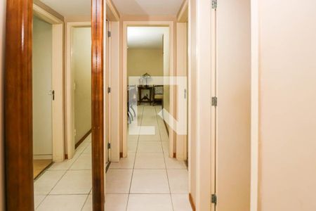 Apartamento para alugar com 120m², 3 quartos e 2 vagasCorredor