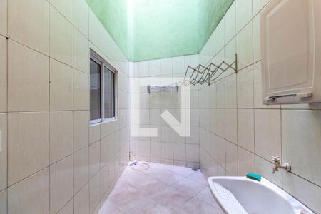 Casa para alugar com 80m², 2 quartos e 2 vagasLavanderia
