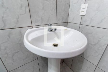 Casa para alugar com 80m², 2 quartos e 2 vagasBanheiro da Suíte 1