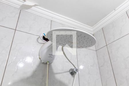 Casa para alugar com 80m², 2 quartos e 2 vagasChuveiro