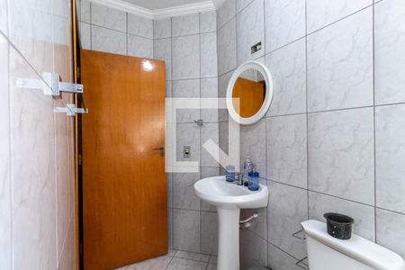 Casa para alugar com 80m², 2 quartos e 2 vagasBanheiro da Suíte 2