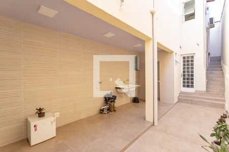 Casa à venda com 614m², 5 quartos e 7 vagasÁrea externa