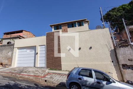 Casa à venda com 614m², 5 quartos e 7 vagasFachada