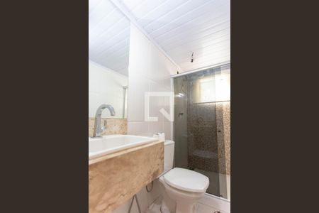 Casa à venda com 614m², 5 quartos e 7 vagasÁrea de ServiçoBanheiro