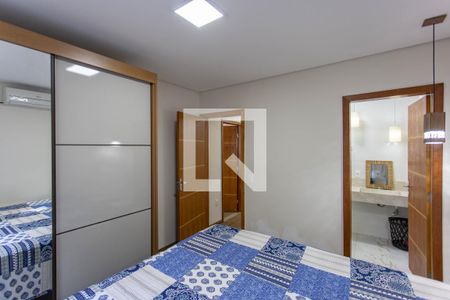 Casa à venda com 614m², 5 quartos e 7 vagasQuarto Suíte 2