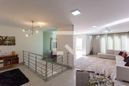 Casa à venda com 614m², 5 quartos e 7 vagasSala de Estar