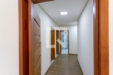 Casa à venda com 614m², 5 quartos e 7 vagasCorredor
