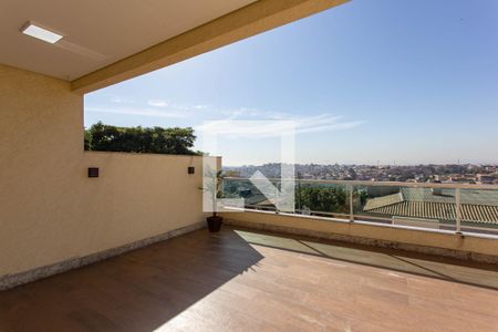 Casa à venda com 614m², 5 quartos e 7 vagasVaranda