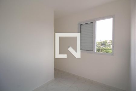Quarto 1 de casa para alugar com 1 quarto, 40m² em Vila Carmosina, São Paulo