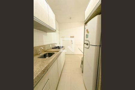 Apartamento para alugar com 66m², 2 quartos e 1 vagaCozinha