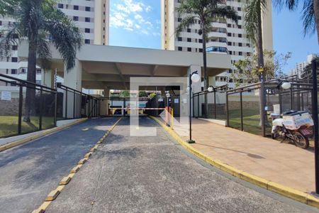Fachada do Condomínio de apartamento para alugar com 3 quartos, 97m² em Parque Prado, Campinas