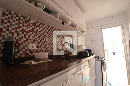 Cozinha  de casa para alugar com 3 quartos, 178m² em Parque São Domingos, São Paulo